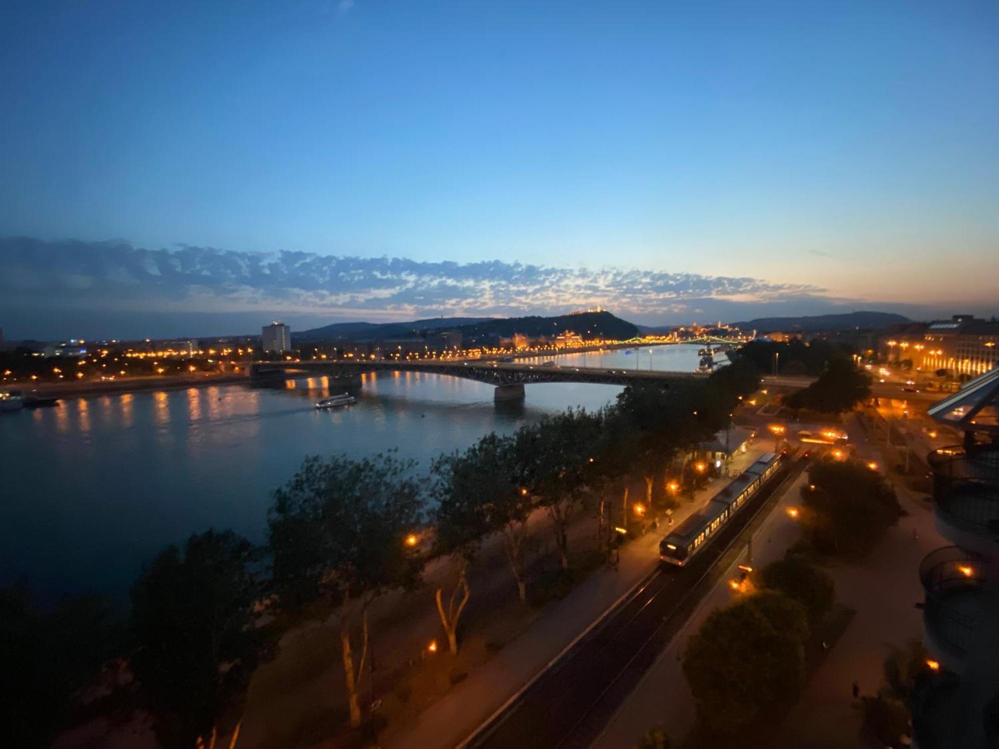 Danube Paradise Budapest Extérieur photo