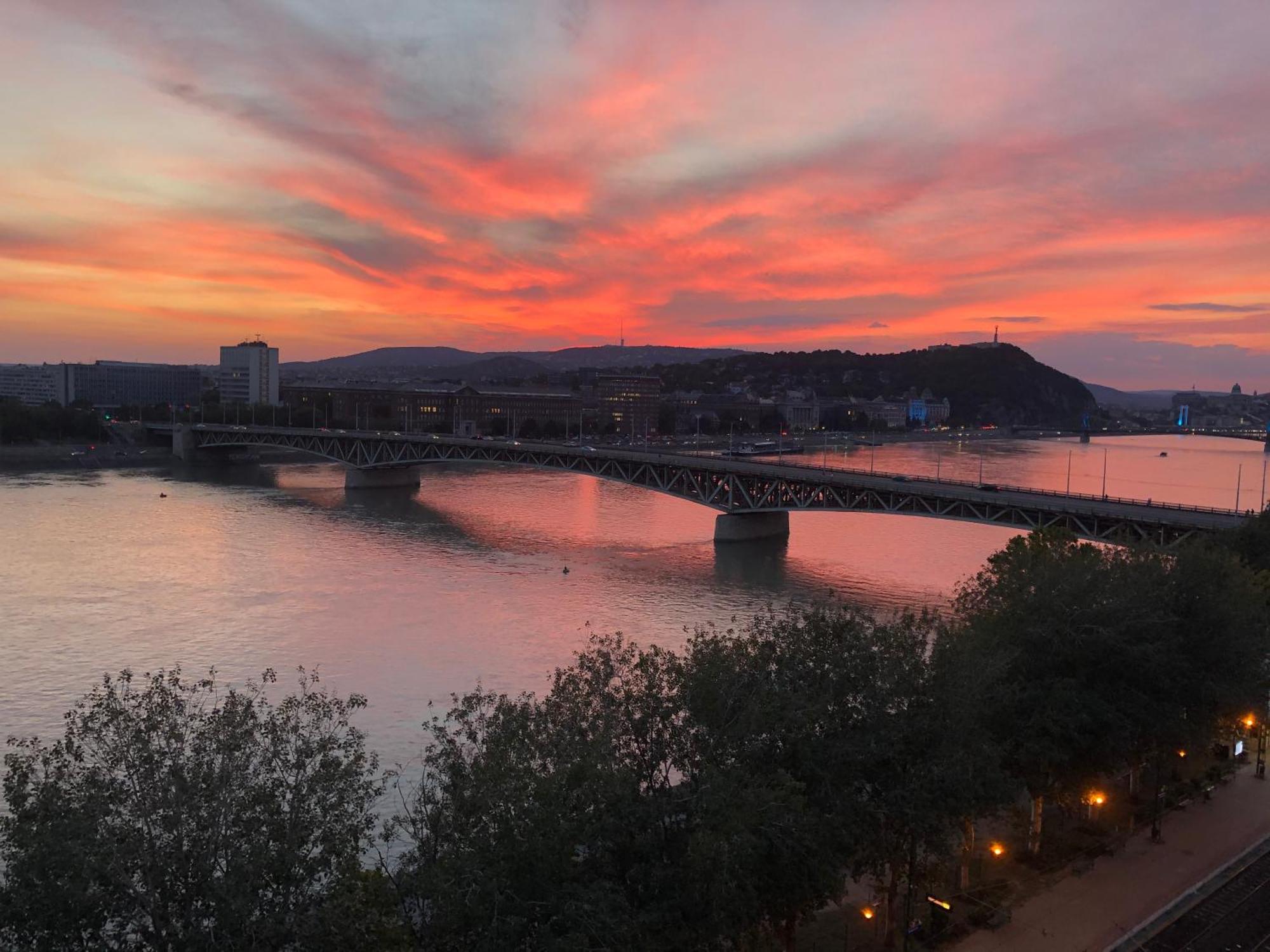 Danube Paradise Budapest Extérieur photo
